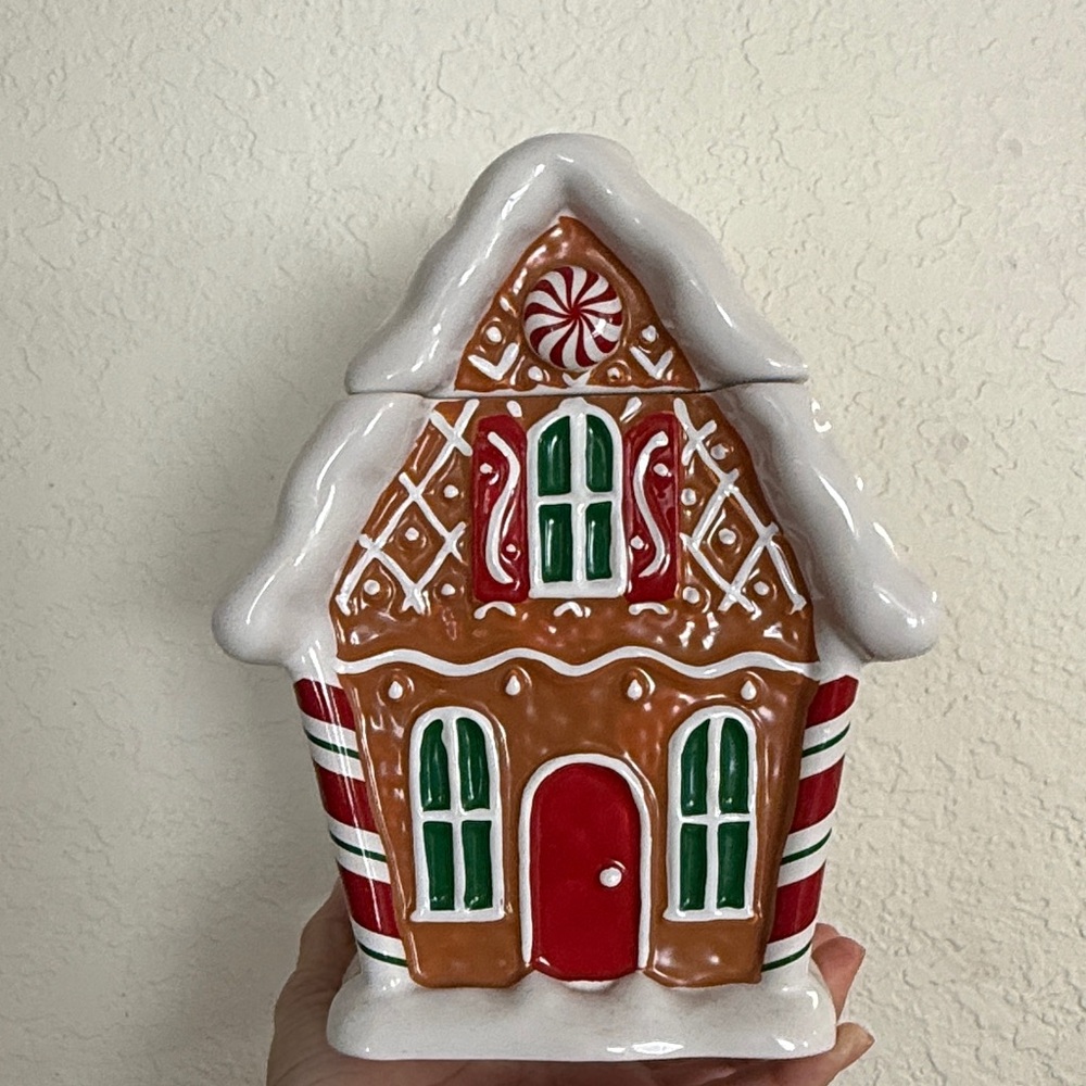 Holiday Gingerbread House Ceramic Vase /Cookie Jar - White, Red & Green